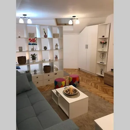 Apartament Iva *